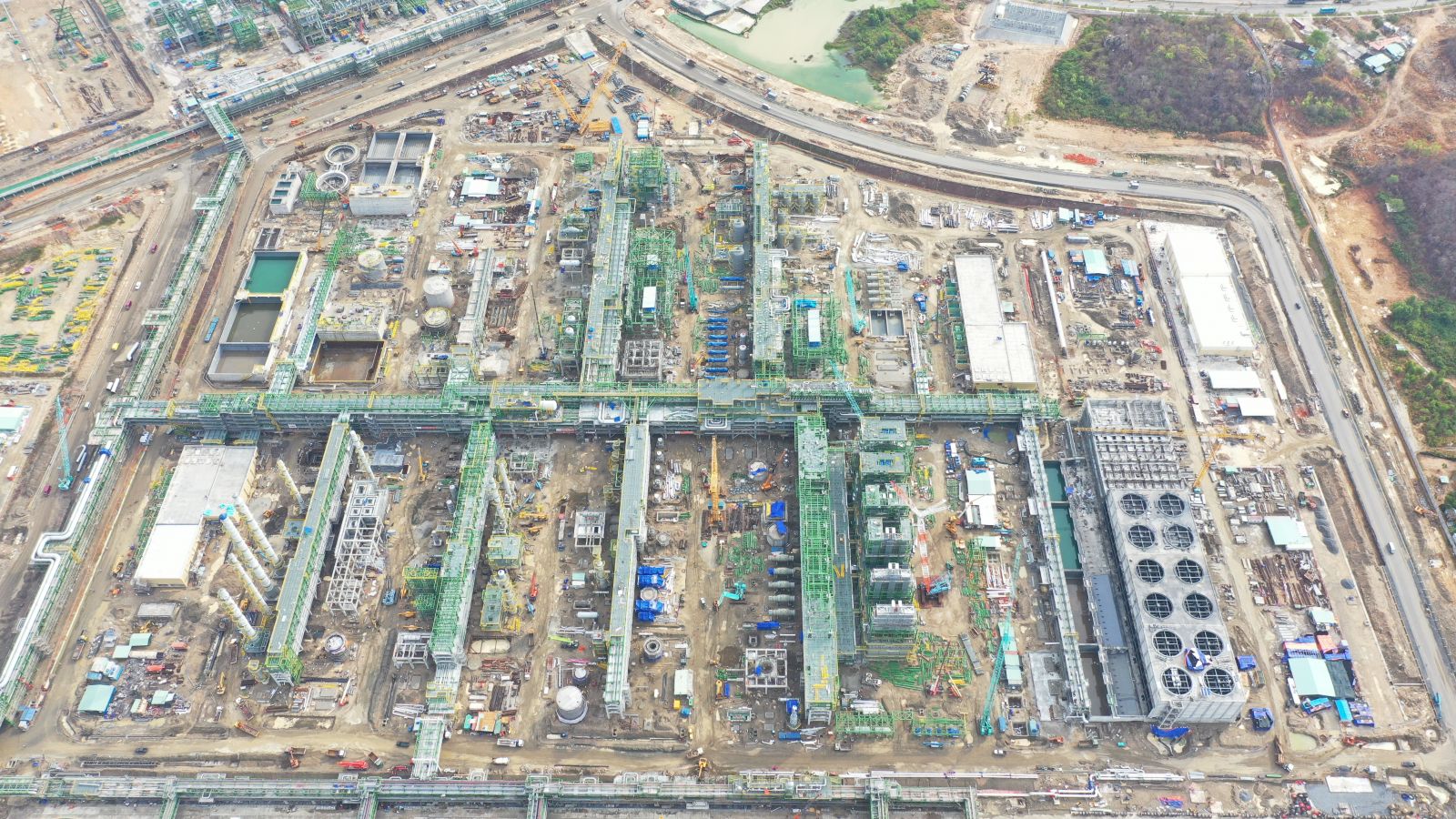 topping out ceremony of long son petrochemical refinery complex project nFnn